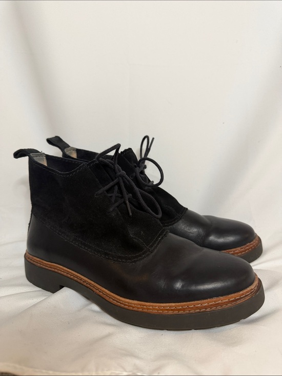Clarks Shoes - CLARKS BLACK LEATHER TRACE FAWN CUSHION ANKLE BOOTS